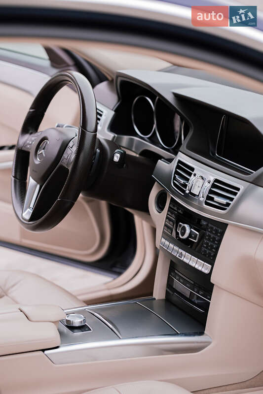 Седан Mercedes-Benz E-Class 2013 в Києві
