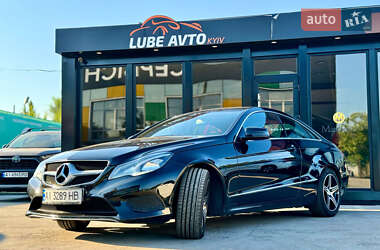 Купе Mercedes-Benz E-Class 2013 в 