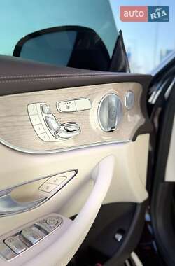 Купе Mercedes-Benz E-Class 2018 в 