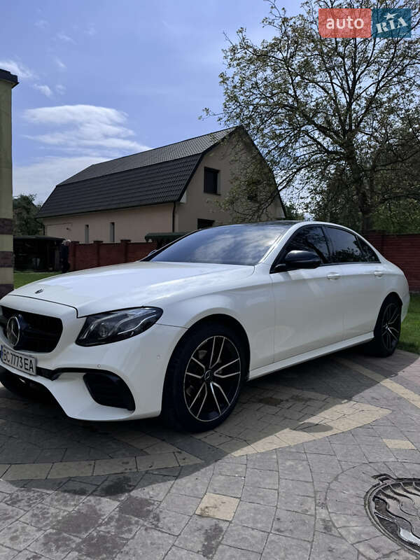 Седан Mercedes-Benz E-Class 2016 в Бориславе