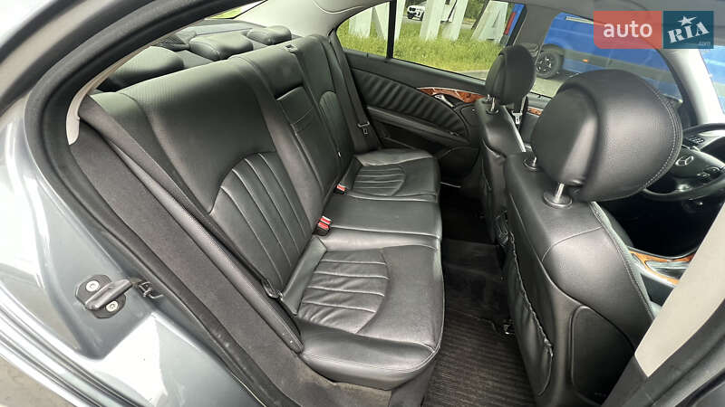 Седан Mercedes-Benz E-Class 2007 в Чернівцях