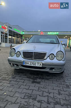 Седан Mercedes-Benz E-Class 2001 в 