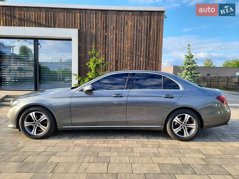 Седан Mercedes-Benz E-Class 2017 в Тячеві