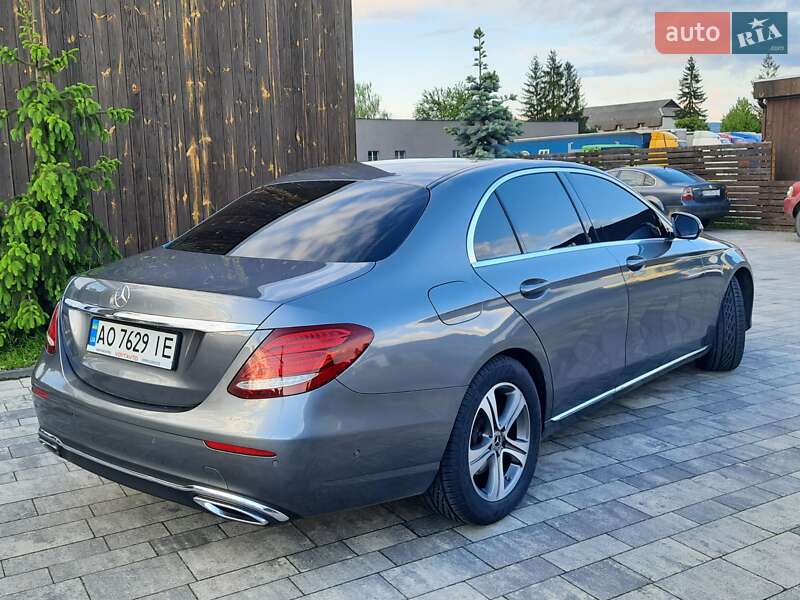 Седан Mercedes-Benz E-Class 2017 в Тячеві