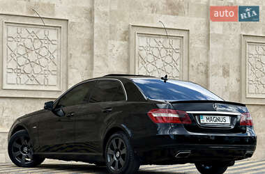 Седан Mercedes-Benz E-Class 2009 в 
