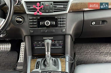 Седан Mercedes-Benz E-Class 2009 в 