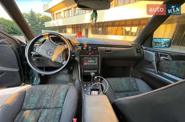 Седан Mercedes-Benz E-Class 1997 в 