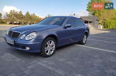 Седан Mercedes-Benz E-Class 2002 в Самборі