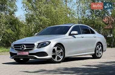 Седан Mercedes-Benz E-Class 2019 в 