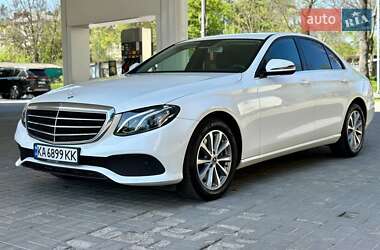 Седан Mercedes-Benz E-Class 2019 в Днепре
