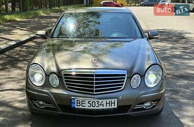 Седан Mercedes-Benz E-Class 2008 в 