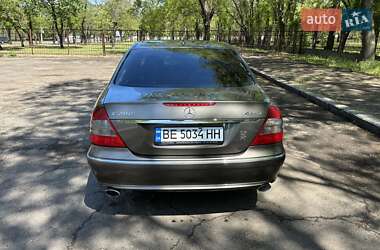 Седан Mercedes-Benz E-Class 2008 в 