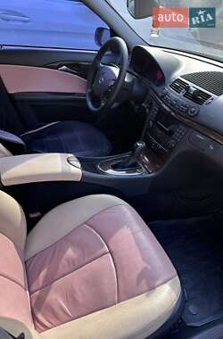 Седан Mercedes-Benz E-Class 2003 в 