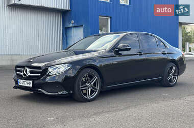 Седан Mercedes-Benz E-Class 2017 в 