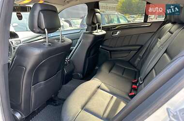 Седан Mercedes-Benz E-Class 2011 в 