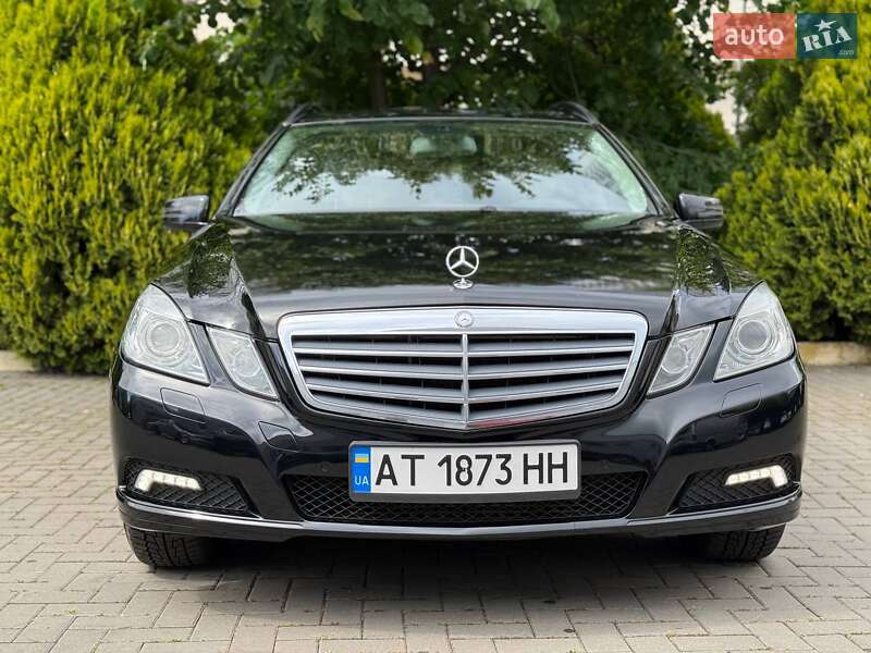 Универсал Mercedes-Benz E-Class 2010 в Одессе