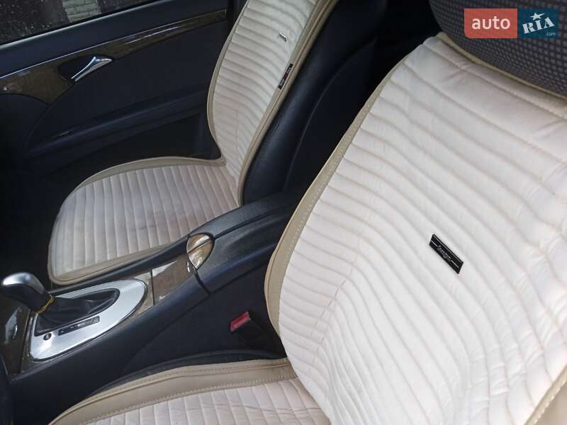 Седан Mercedes-Benz E-Class 2004 в Гайсину