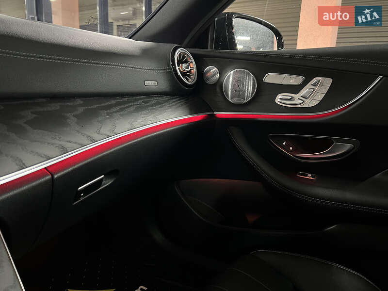 Купе Mercedes-Benz E-Class 2020 в Киеве