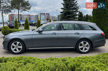 Універсал Mercedes-Benz E-Class 2017 в 