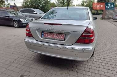 Седан Mercedes-Benz E-Class 2004 в 
