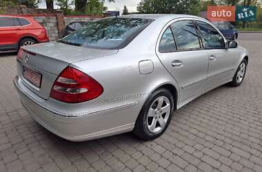 Седан Mercedes-Benz E-Class 2004 в 