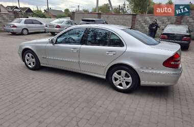 Седан Mercedes-Benz E-Class 2004 в 