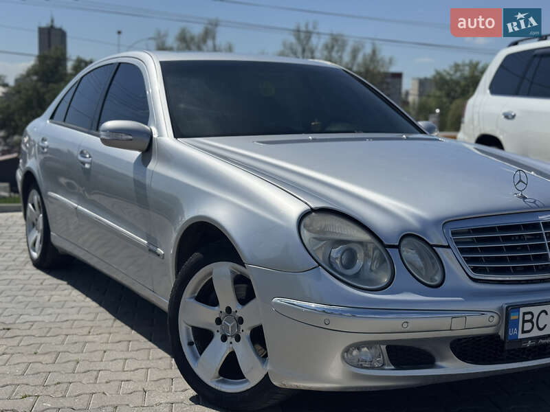 Mercedes-Benz E-Class 2002