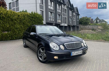 Седан Mercedes-Benz E-Class 2002 в 