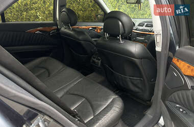 Седан Mercedes-Benz E-Class 2002 в 