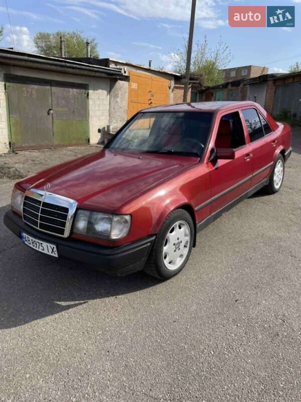 Седан Mercedes-Benz E-Class 1988 в Вінниці фото 6 Седан Mercedes-Benz E-Class 1988 в Вінниці