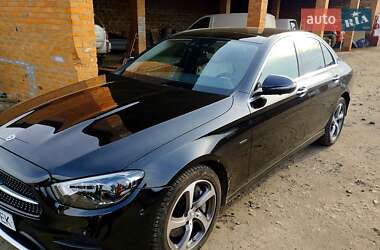 Седан Mercedes-Benz E-Class 2021 в Ромнах
