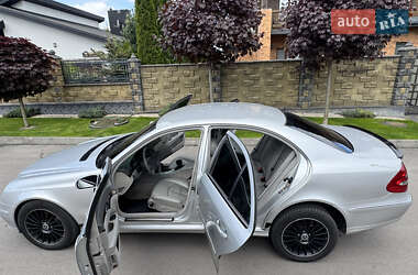 Седан Mercedes-Benz E-Class 2003 в Рівному