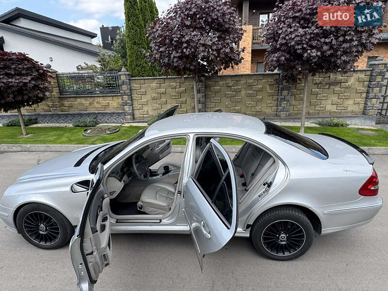 Mercedes-Benz E-Class 2003