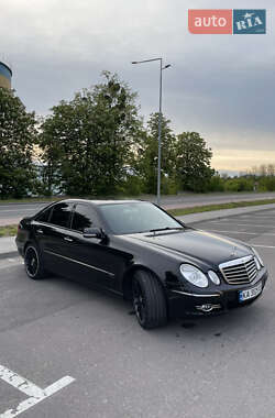Седан Mercedes-Benz E-Class 2007 в 