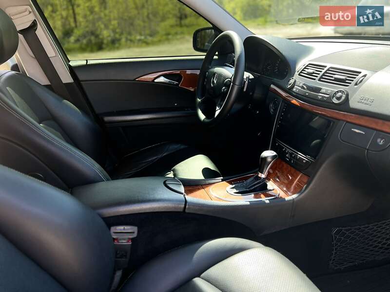Седан Mercedes-Benz E-Class 2006 в Вінниці
