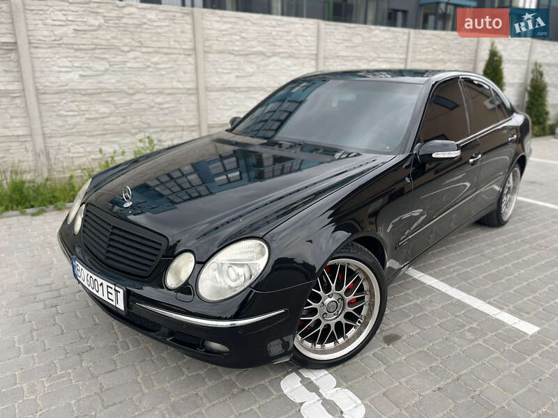 Mercedes-Benz E-Class 2002