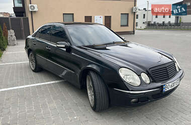 Седан Mercedes-Benz E-Class 2002 в 