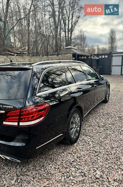 Універсал Mercedes-Benz E-Class 2013 в 