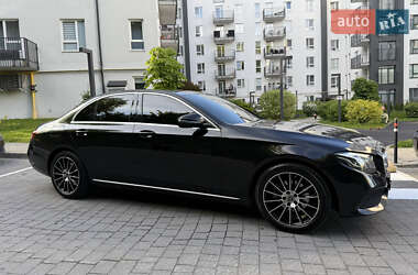 Седан Mercedes-Benz E-Class 2016 в 