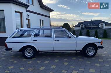 Универсал Mercedes-Benz E-Class 1985 в 
