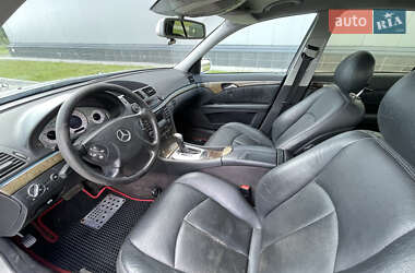 Седан Mercedes-Benz E-Class 2002 в 