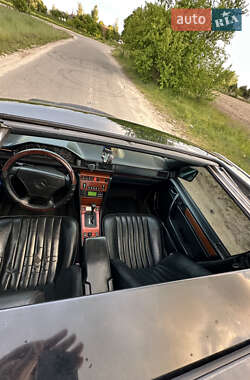 Седан Mercedes-Benz E-Class 1995 в 