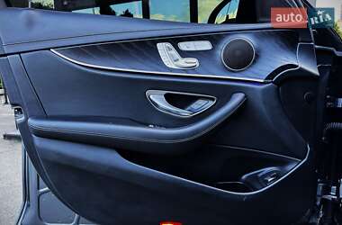 Седан Mercedes-Benz E-Class 2020 в 