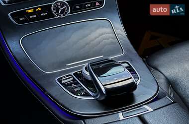 Седан Mercedes-Benz E-Class 2020 в 
