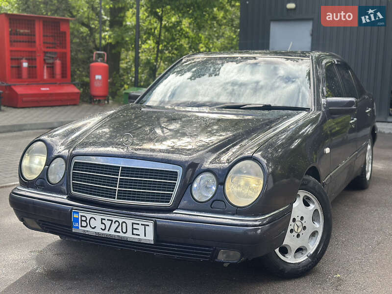 Седан Mercedes-Benz E-Class 1996 в Тернополі