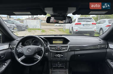 Седан Mercedes-Benz E-Class 2012 в 