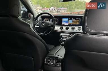 Седан Mercedes-Benz E-Class 2016 в 