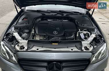 Седан Mercedes-Benz E-Class 2016 в 