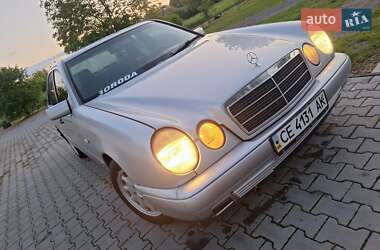 Седан Mercedes-Benz E-Class 2000 в 
