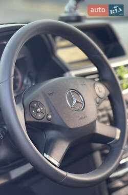 Седан Mercedes-Benz E-Class 2009 в 